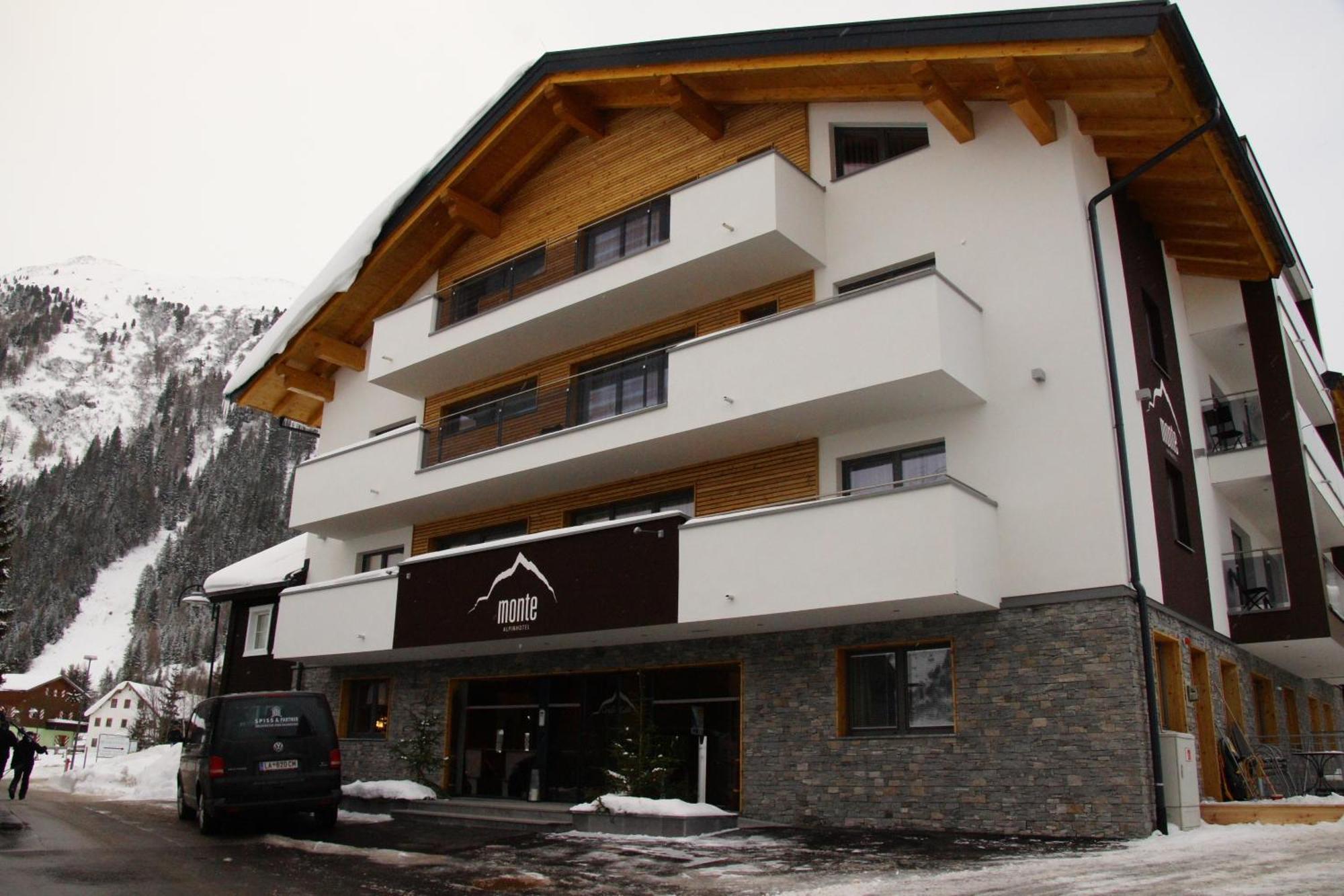 Alpinhotel Monte Superior - Silvretta Card Premium Betrieb Galtuer Exterior photo